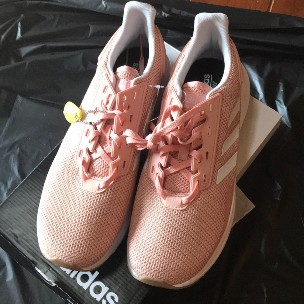ADIDAS WOMANS RUNNING SHOE WITH CLOUDFOAM
